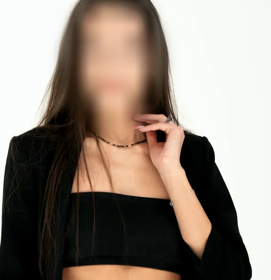Aya, 28 anni